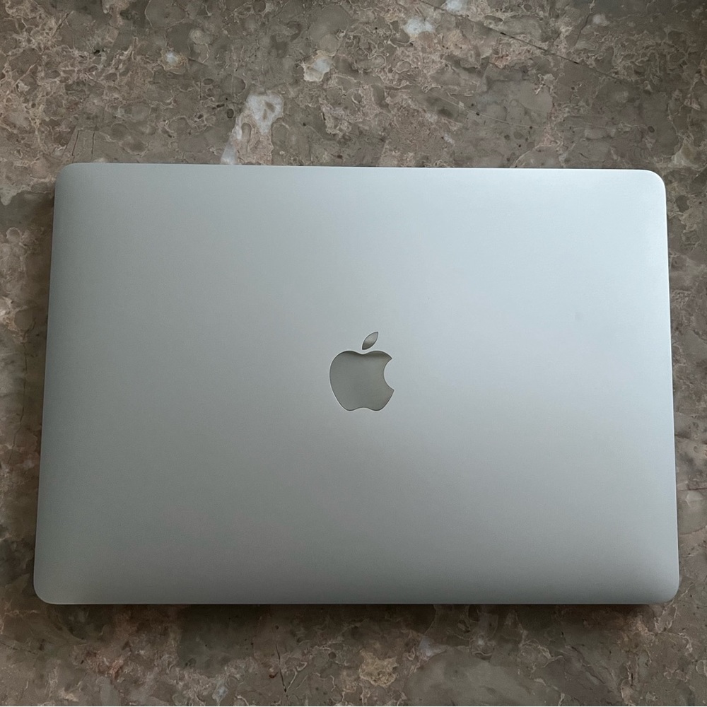 Apple MacBook Air